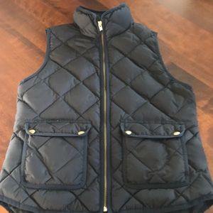 Women’s J. Crew quilted vest